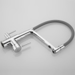 Смеситель для кухни Rose с гибким изливом хром R658