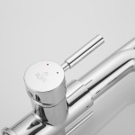 Смеситель для кухни Rose с гибким изливом хром R658