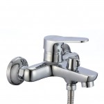 Смеситель для ванны D-Lin хром D130370 Смеситель для ванны D-Lin хром D130370