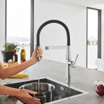 Смеситель GROHE Essence New для мойки с профессиональной лейкой 30294000