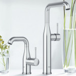 Смеситель GROHE Essence+ для свободностоящей раковины с U-изливом, гладкий корпус 32901001