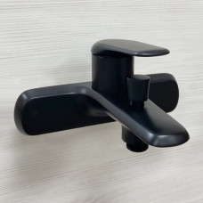 Смеситель Comforty однорычажный для ванны с душем без аксессуаров черный матовый FE074E-CMT